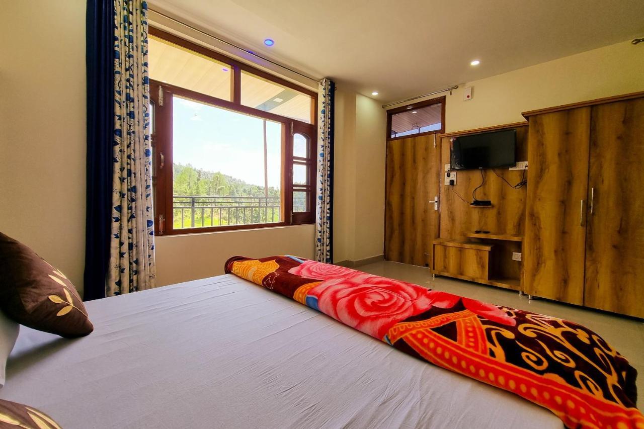 Mohan Home Stay Далхаузи Экстерьер фото